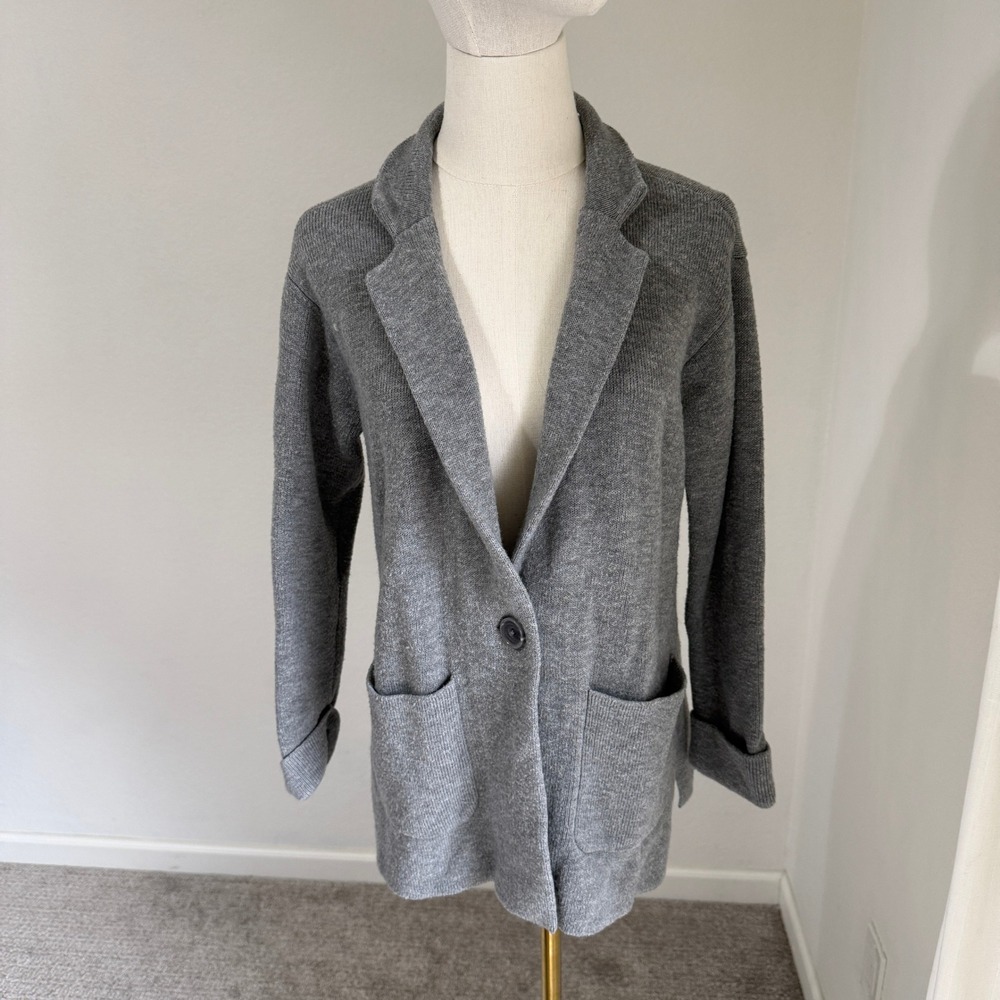Talbots Petite Gray Lambs Wool Blend Knit Blazer Sweater Cardigan Medium Career